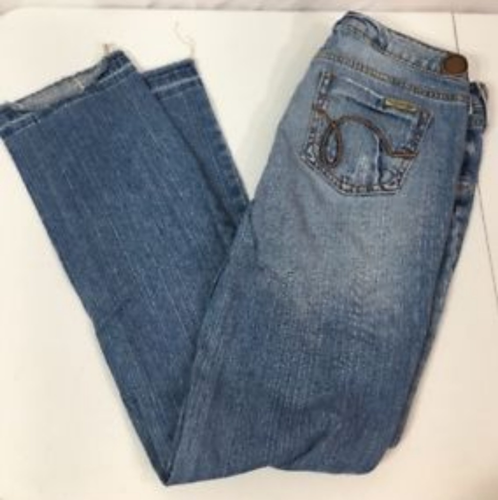 SALE! Jeans from Hint 13% off!
